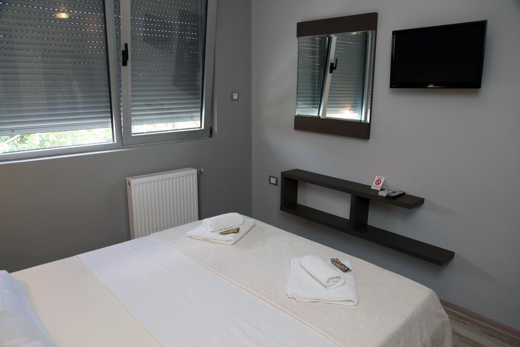 Silver House Hostel Čačak Kamer foto